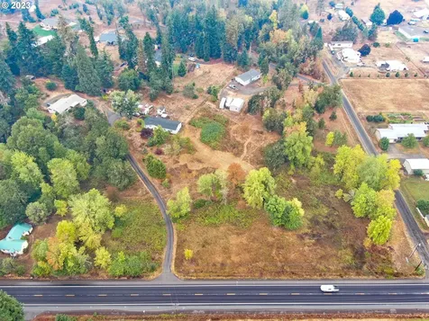8765 Highway 42 Tenmile OR 97481