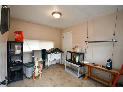 8765 Highway 42 Tenmile OR 97481