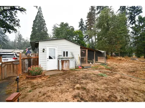 8765 Highway 42 Tenmile OR 97481