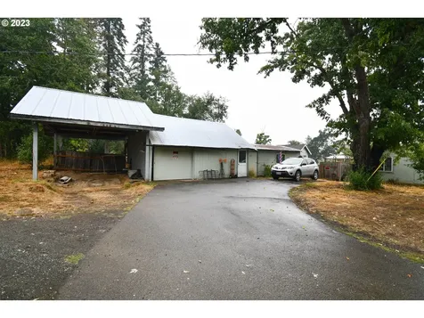 8765 Highway 42 Tenmile OR 97481