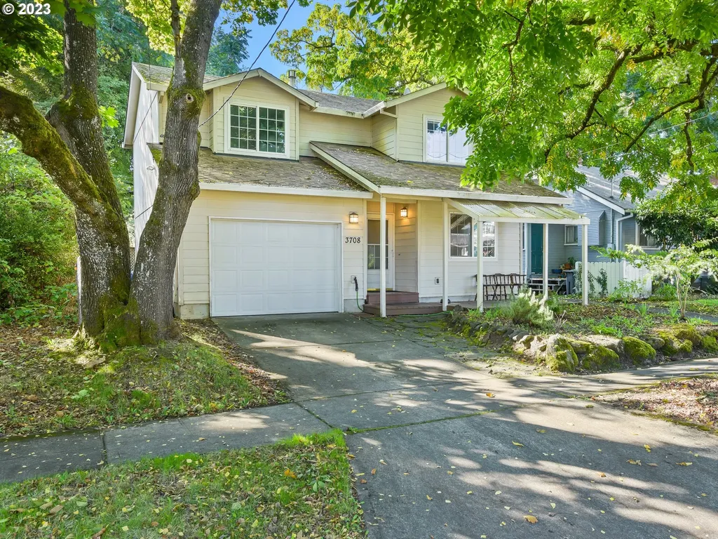 3708 N Russet Street Portland OR 97217