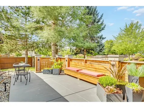 216 Nw West Hills Drive Mcminnville OR 97128