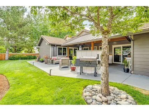 216 Nw West Hills Drive Mcminnville OR 97128