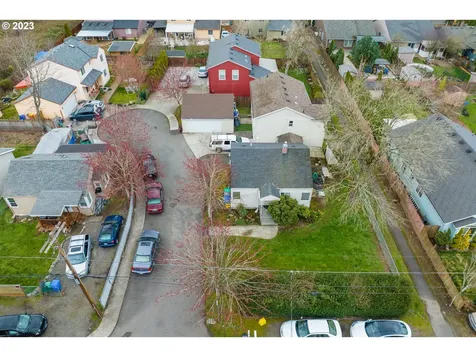 210 216 NE 156th Avenue Portland OR 97230