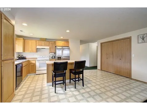 9707 Ne 104th Court Vancouver WA 98662