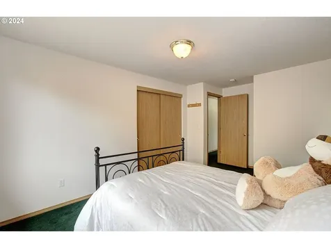 9707 Ne 104th Court Vancouver WA 98662