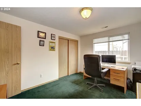 9707 Ne 104th Court Vancouver WA 98662