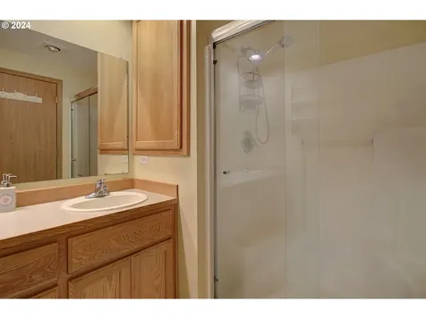 9707 Ne 104th Court Vancouver WA 98662