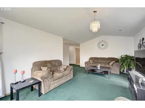 9707 Ne 104th Court Vancouver WA 98662