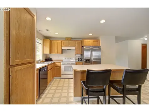 9707 Ne 104th Court Vancouver WA 98662