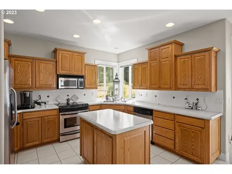 17260 S Beckman Road Oregon City OR 97045