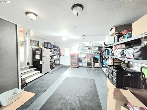 2951 NE Yount Avenue Roseburg OR 97470