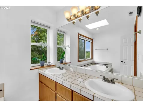 10115 Ne 82nd Avenue Vancouver WA 98662