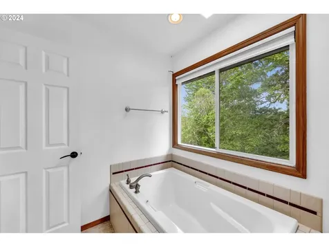 10115 Ne 82nd Avenue Vancouver WA 98662
