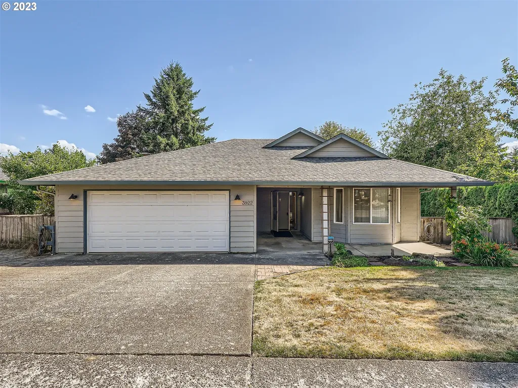 3922 R Street Washougal WA 98671