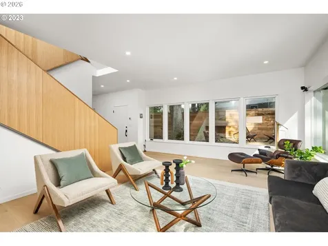 4523 SE Tibbetts Street Portland OR 97206