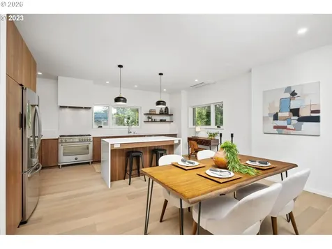 4523 SE Tibbetts Street Portland OR 97206