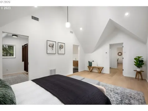 4523 SE Tibbetts Street Portland OR 97206