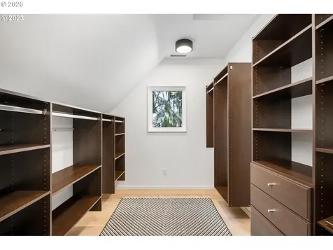 4523 SE Tibbetts Street Portland OR 97206
