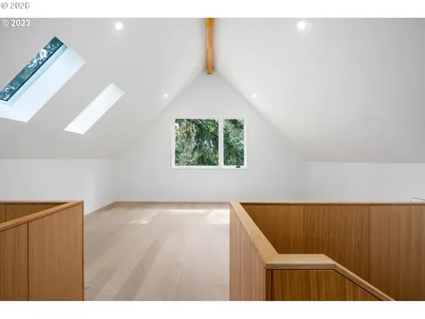4523 SE Tibbetts Street Portland OR 97206