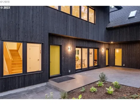 4523 SE Tibbetts Street Portland OR 97206