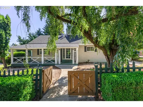 1785 Britton Street West Linn OR 97068