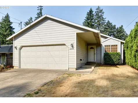 2253 Se 142nd Avenue Portland OR 97233