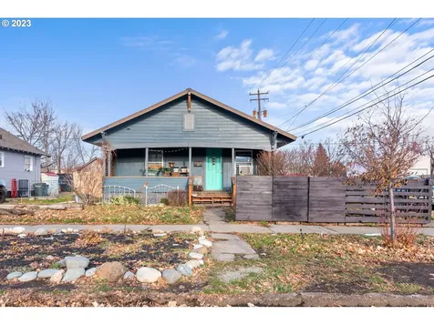 1913 Washington Avenue La Grande OR 97850