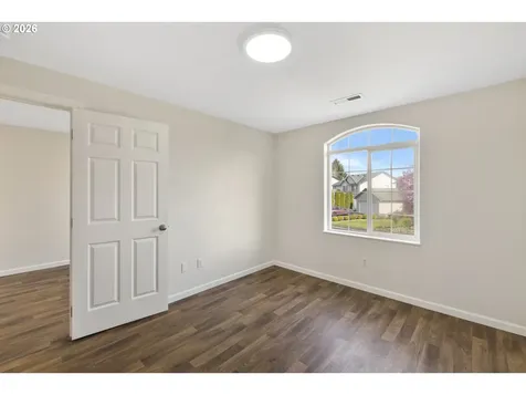 18703 SE 19th Way Vancouver WA 98683