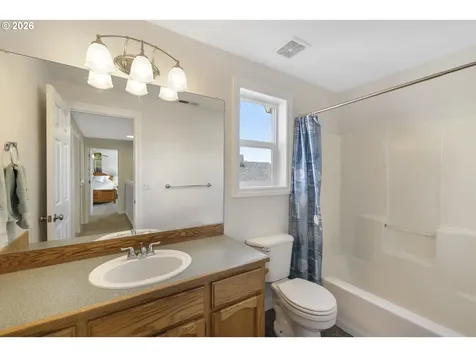 18703 SE 19th Way Vancouver WA 98683