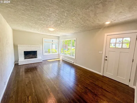 6606 Ne Rodney Avenue Portland OR 97211