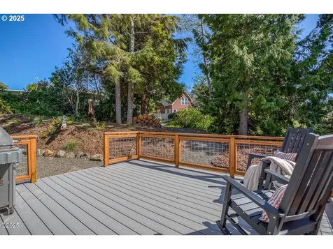 140 NW Lancer Street Lincoln City OR 97367