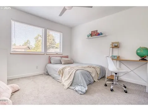 140 NW Lancer Street Lincoln City OR 97367