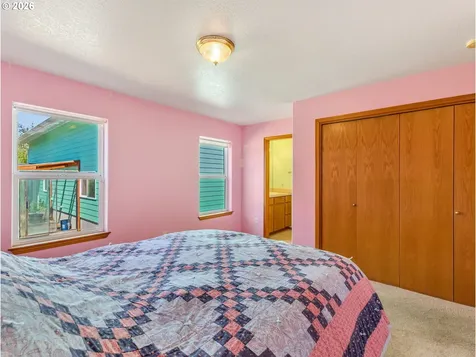 1451 SW Alder Avenue Warrenton OR 97146