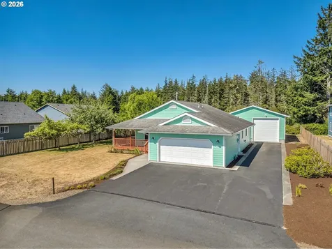 1451 SW Alder Avenue Warrenton OR 97146