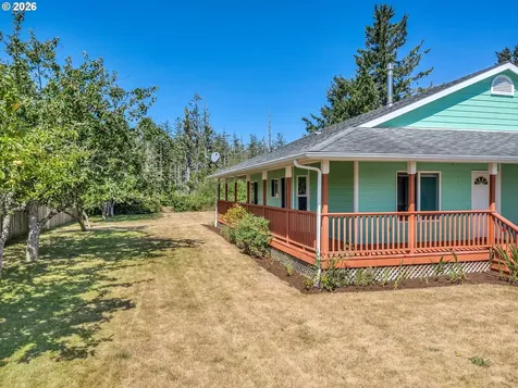 1451 SW Alder Avenue Warrenton OR 97146