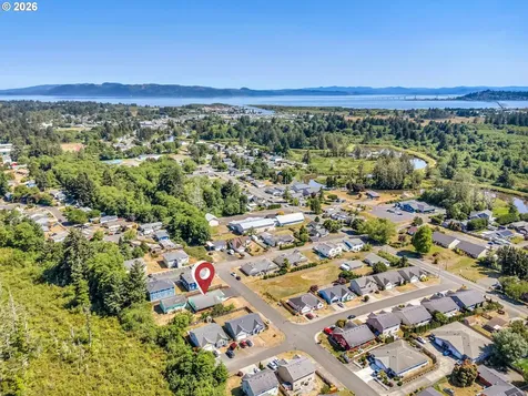 1451 SW Alder Avenue Warrenton OR 97146