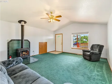 1451 SW Alder Avenue Warrenton OR 97146