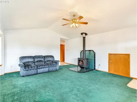 1451 SW Alder Avenue Warrenton OR 97146
