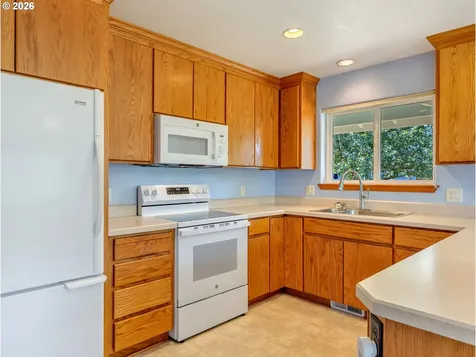 1451 SW Alder Avenue Warrenton OR 97146