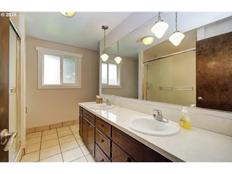 10117 NE 92nd Avenue Vancouver WA 98662