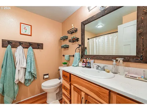398 49th Street Springfield OR 97478