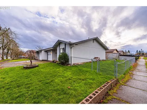 398 49th Street Springfield OR 97478
