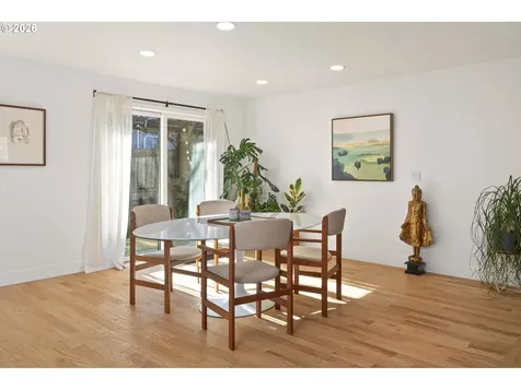 5214 NE Jessup Street Portland OR 97218