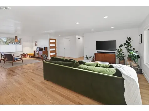 5214 NE Jessup Street Portland OR 97218