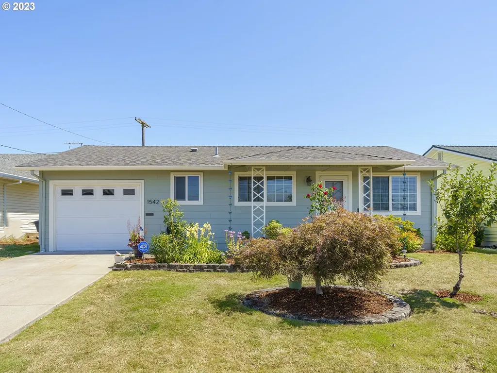 1542 Astor Way Woodburn OR 97071
