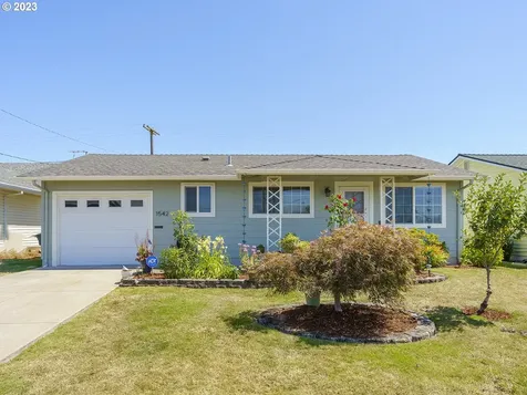 1542 Astor Way Woodburn OR 97071