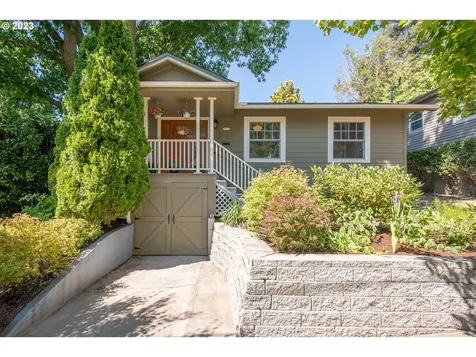 5003 Ne Pacific Street Portland OR 97213
