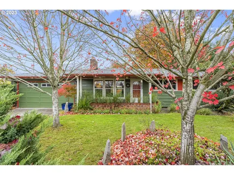 2122 Se 96th Avenue Portland OR 97216