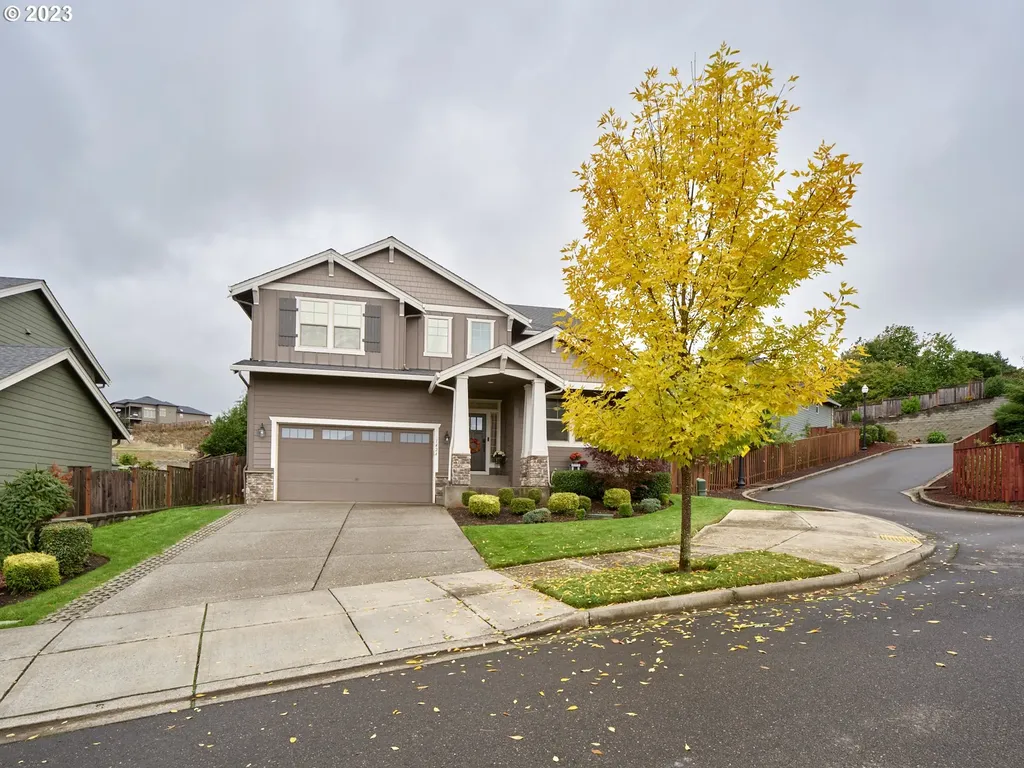 1424 Nw Goodwin Street Camas WA 98607